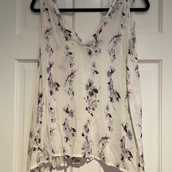 South Moon Under Tops - South Moon Under shirt size small